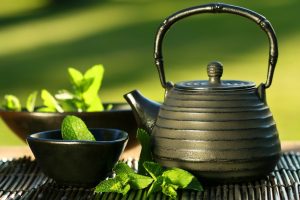 A teapot of green tea for weight loss