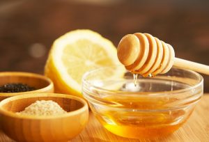 Lemon juice and honey against hyperpigmentation