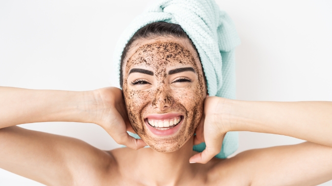 How to Naturally Exfoliate Your Face