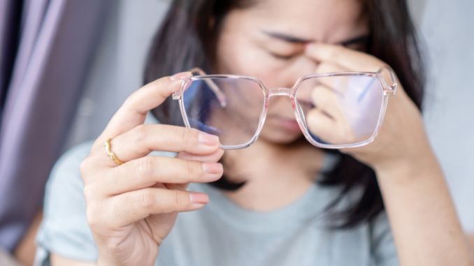 Blurred Vision 10 Signs of Dehydration